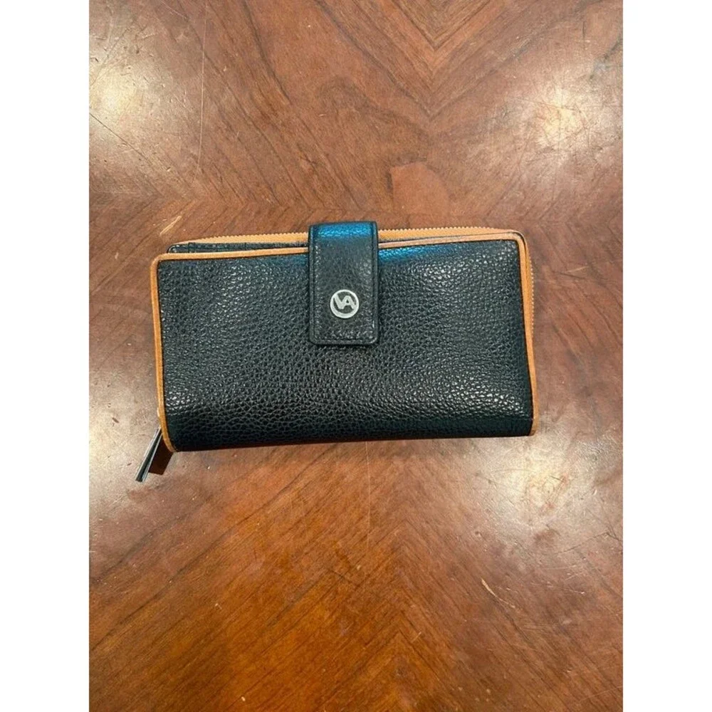 Valentina Hand Clutch Wallet Wristlet Leather